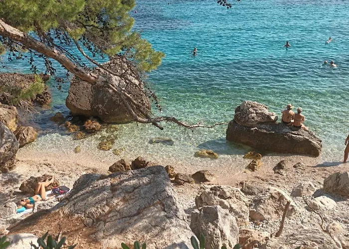 Luka 2 Near Dubrovnik * Cibaca