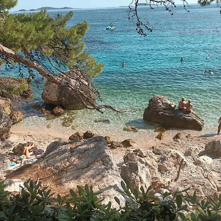 Luka 2 Near Dubrovnik * Čibača